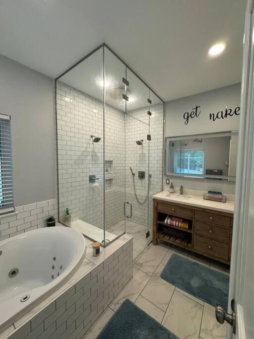 Luxury Mountain * Huntingdon